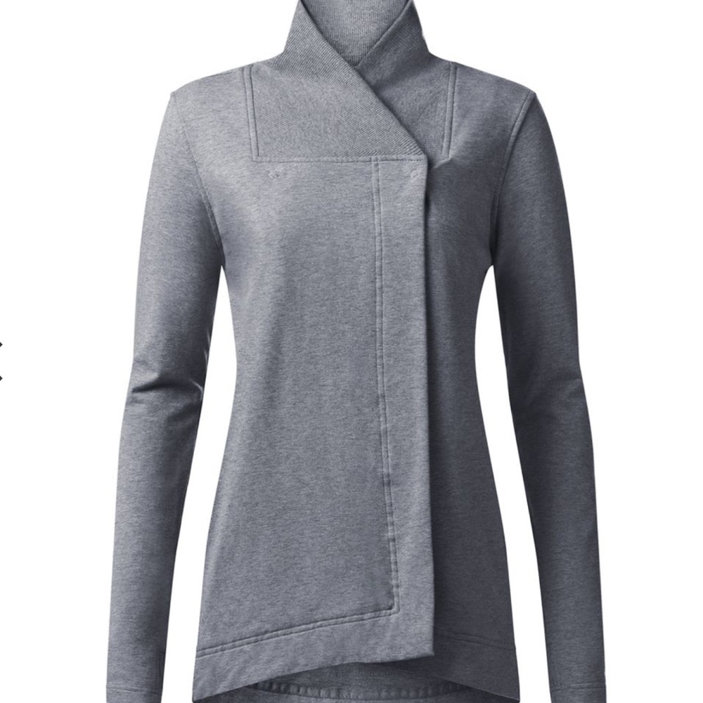 Lululemon Belle wrap. Size 2.